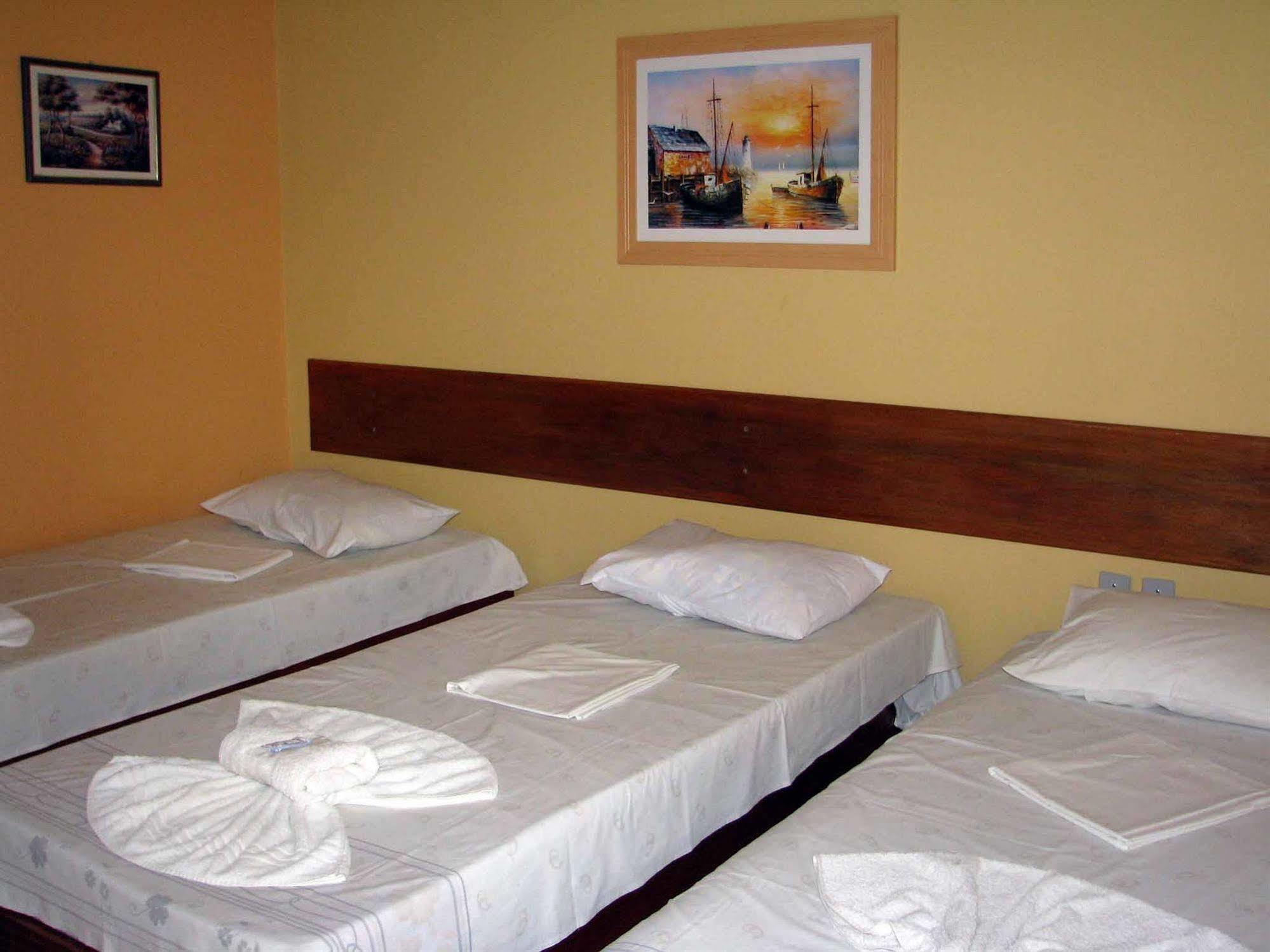 Acalanto Inn 2*